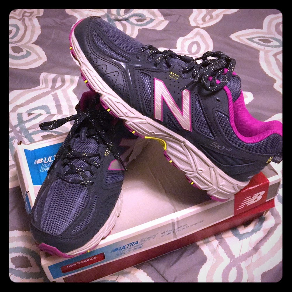 Shoes New Balance (BRAND NEW) Women’s size (9)